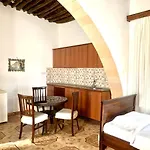 Pensjonat Lembos Karpaz 4*
