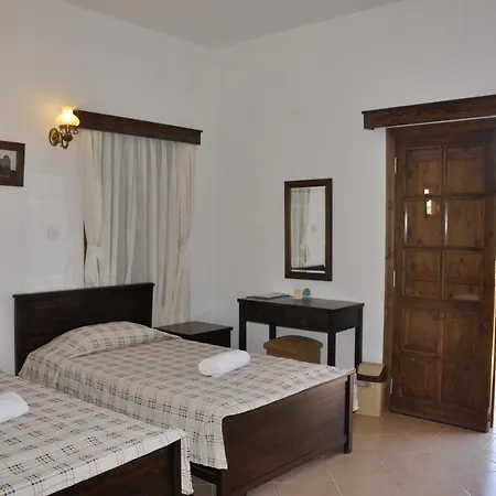 Lembos Karpaz Guest house