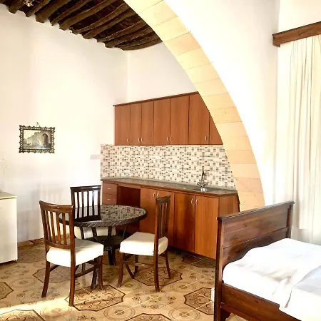 Guest house Lembos Karpaz *