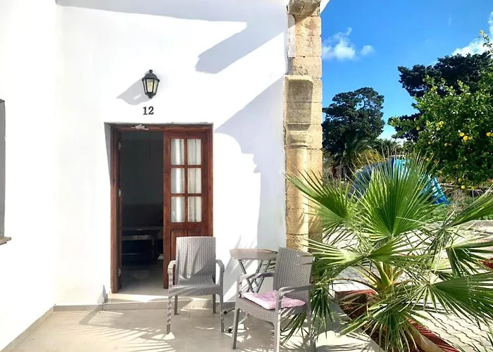 Penzion Lembos Karpaz 4*