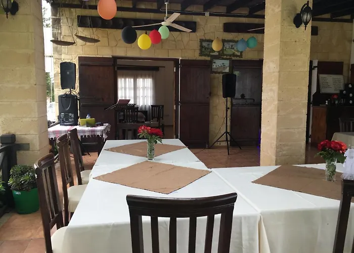 ゲストハウス Lembos Karpaz Rizokarpaso