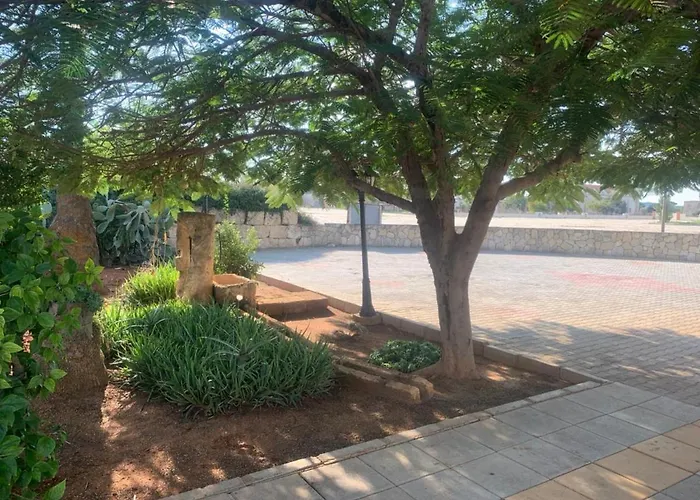 Lembos Karpaz Penzion 4*